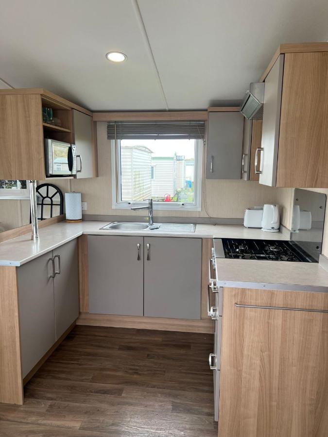 3 Bed Platinum Caravan Presthaven Sands 普利斯坦丁 外观 照片